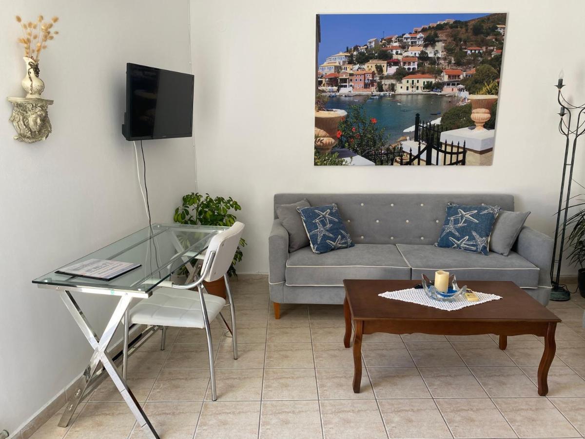 Gallery Apartments Lixouri Exterior foto