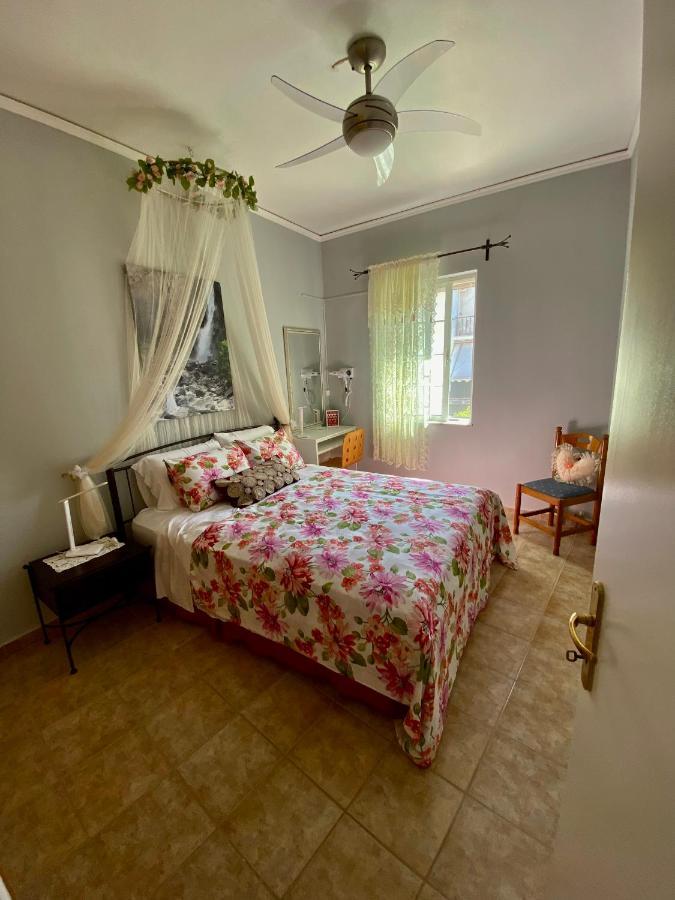 Gallery Apartments Lixouri Exterior foto