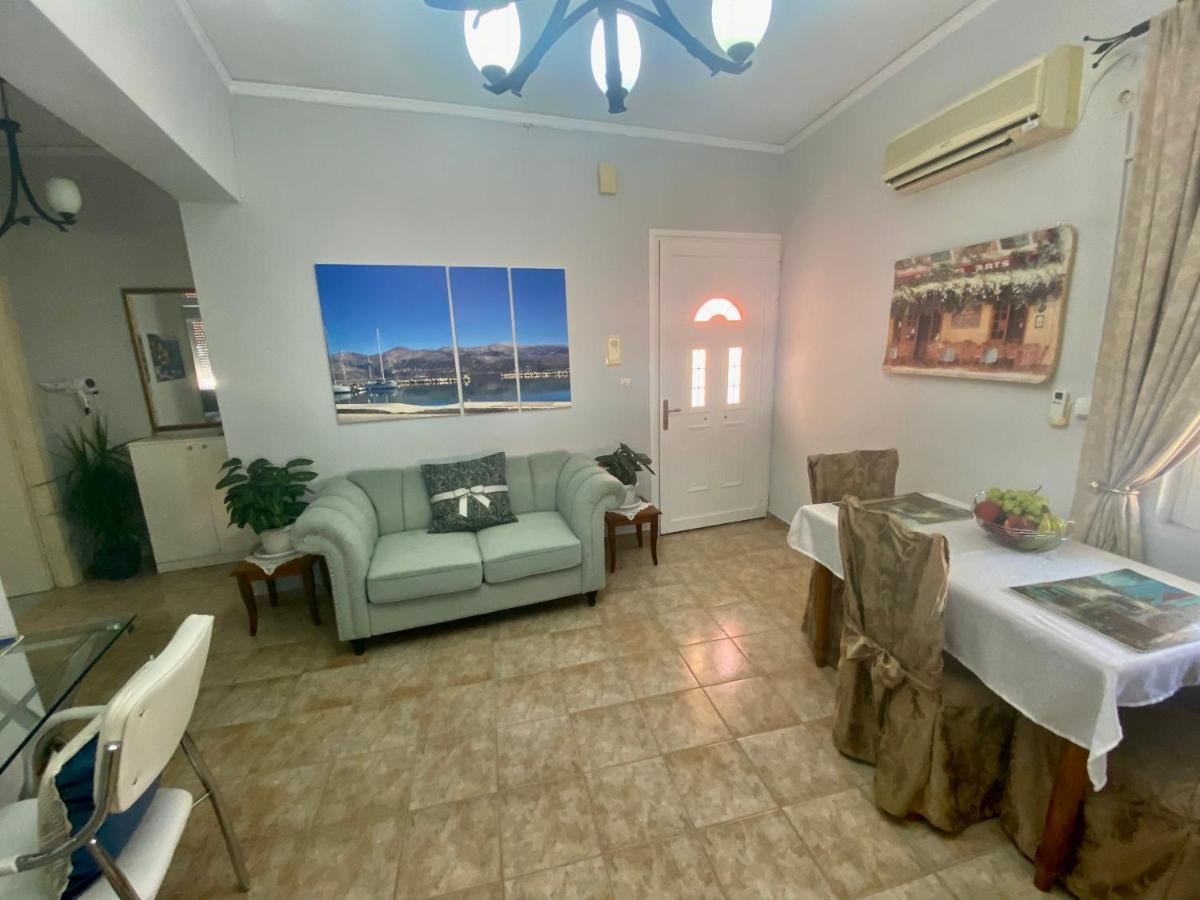 Gallery Apartments Lixouri Exterior foto